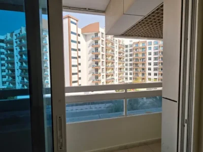 913 sqft Unfurnished 1BR | Vacant | Axis residence 2 | DSO