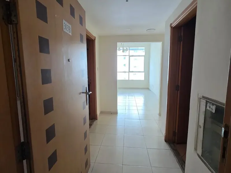 913 sqft Unfurnished 1BR | Vacant | Axis residence 2 | DSO