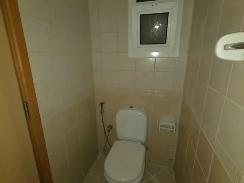 913 sqft Unfurnished 1BR | Vacant | Axis residence 2 | DSO