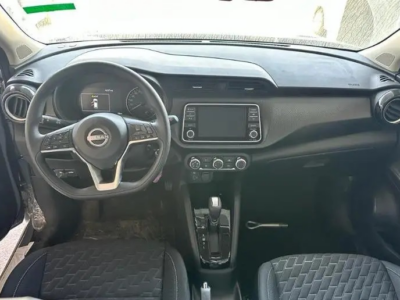 2025 Nissan Kicks 2.0 Litres 4 Cylinders Petrol Engine Silver Black SUV GCC Specs