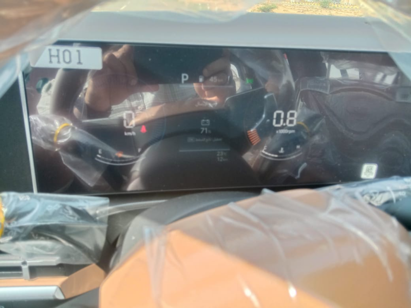 2025 Hyundai Santa Fe 2.5 Litres Turbochaged 4 Cylinders Petrol Engine White Tan SUV GCC