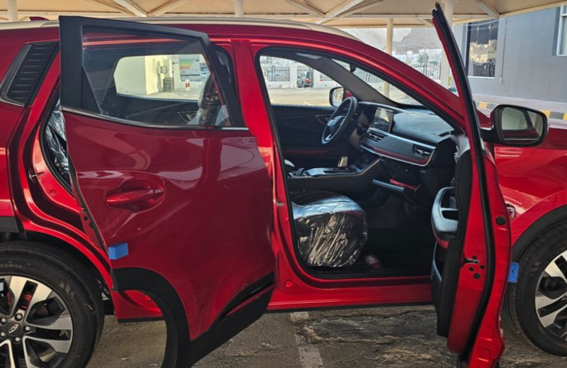 2026 Chery Tiggo 1.5 Litres Turbo 4 Cylinders Petrol Engine Red Black Compact SUV GCC