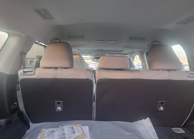 2026 Toyota Highlander 2.5 Litres inline‑4 hybrid Engine Grey SUV GCC Specs Automatic