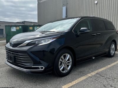 2026 Toyota Sienna Top Hybrid Minivan 2.5 Litres 4 Cylinders Engine Black Grey Van Automatic