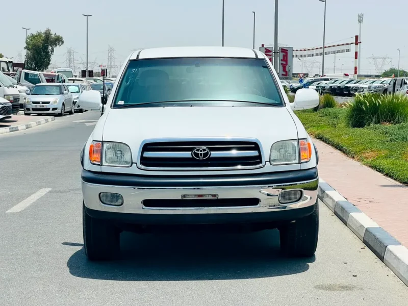 2000 Toyota Tundra Base 8 Cylinders Petrol Engine White Grey Pickup Truck Automatic