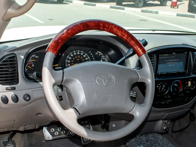 2000 Toyota Tundra Base 8 Cylinders Petrol Engine White Grey Pickup Truck Automatic