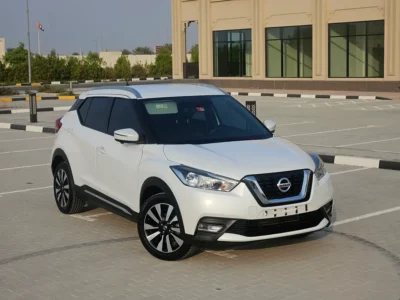 2018 Nissan Kicks SR 4 Cylinders Petrol Engine White Black SUV GCC Specs Automatic