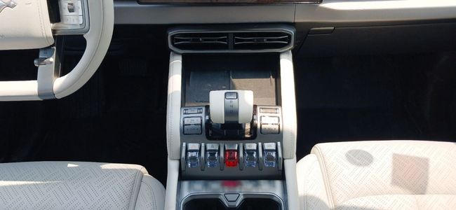 2025 BYD Leopard 3 TITANIUM 501Km Range Electric Vehicle White SUV Chinese Specs