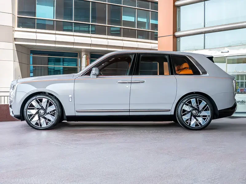 2026 Rolls-Royce Cullinan Silver Badge 12 Cylinders Petrol Engine Grey Orange SUV Automatic