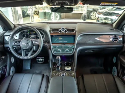 2023 Bentley Bentayga EWB 4.0 Litres Twin-Turbo V8 Petrol Engine Grey Black SUV