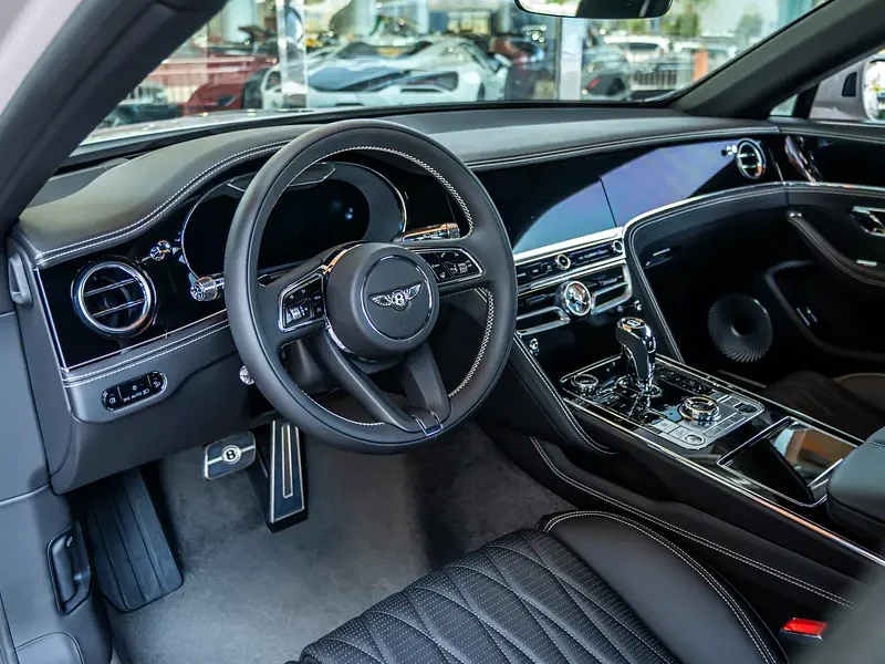 2023 Bentley Flying Spur Hybrid twin-turbocharged V6 Petrol Engine Beige Black Sedan Automatic