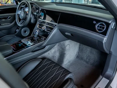 2023 Bentley Flying Spur Hybrid twin-turbocharged V6 Petrol Engine Beige Black Sedan Automatic