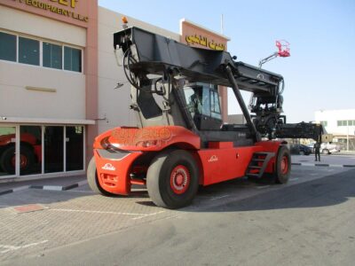 2011 Linde C4531TL Reach Stacker 6 Cylinders Diesel Engine Automatic Red