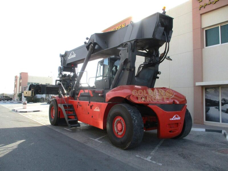 2011 Linde C4531TL Reach Stacker 6 Cylinders Diesel Engine Automatic Red
