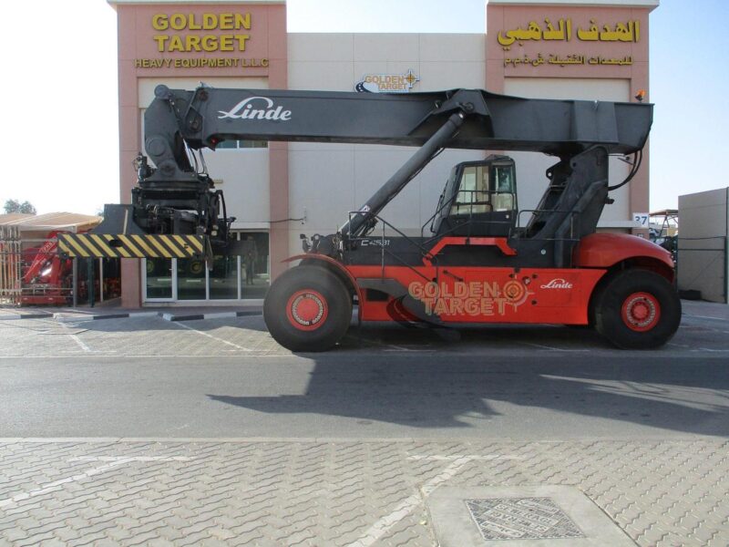 2011 Linde C4531TL Reach Stacker 6 Cylinders Diesel Engine Automatic Red