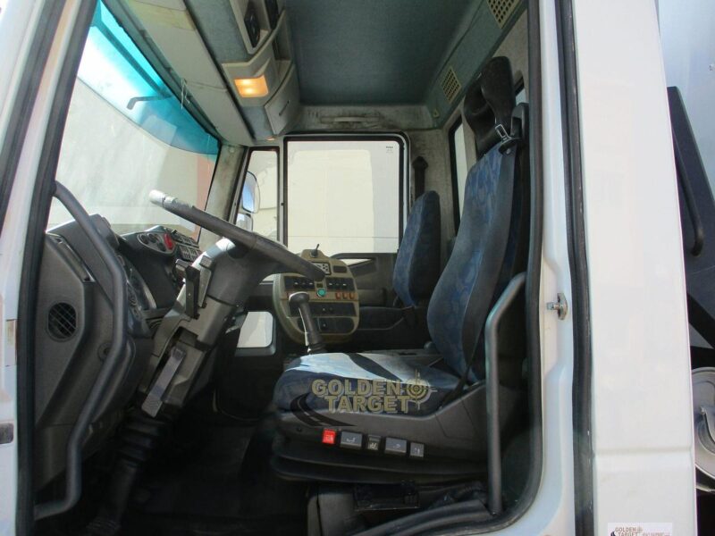 2009 IVECO EUROCARGO 140E21 4x2 Sweeper Truck 6 Cylinders Diesel Engine Manual White