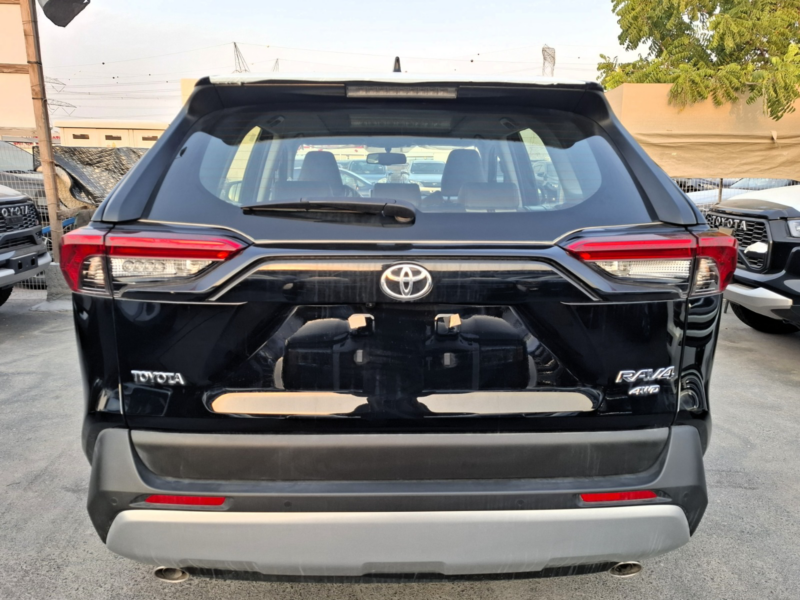 2025 Toyota Rav 4 Adventure 2.5L 4-Cylinder, DOHC, Dual VVT-i Engine Black Grey SUV GCC Specs