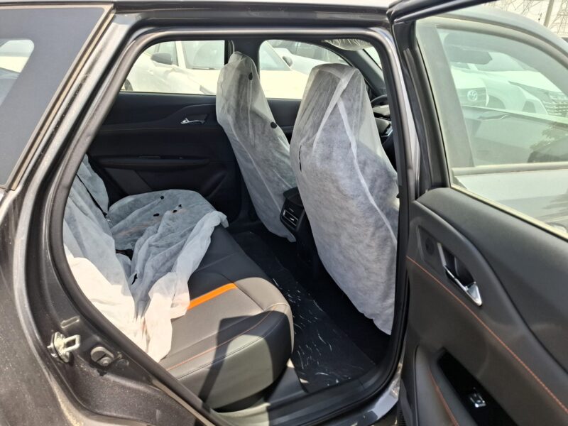 2026 Changan UNI-Z Premium 1.5L Turbocharged 4-cylinder Petrol Engine Grey Black SUV GCC