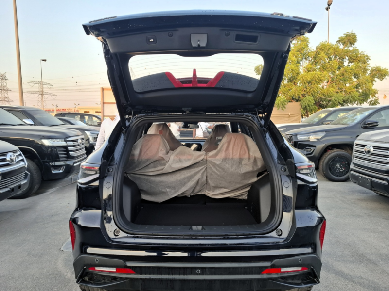 2026 Changan X5 Plus 1.5 Litres 4-Cylinder Petrol Engine Black Orange SUV Chinese Specs