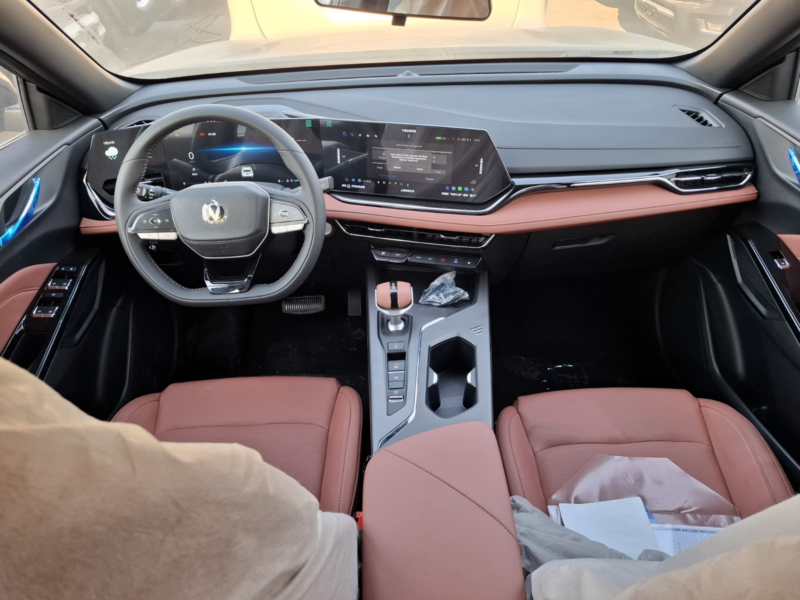 2026 Changan X5 Plus 1.5 Litres 4-Cylinder Petrol Engine Black Orange SUV Chinese Specs