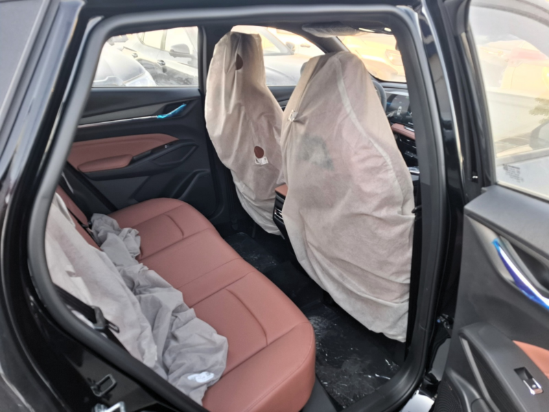 2026 Changan X5 Plus 1.5 Litres 4-Cylinder Petrol Engine Black Orange SUV Chinese Specs