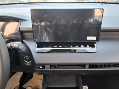 2026 Toyota Corolla Cross Hybrid 2.0-liter 4-cylinder Engine White Black SUV Chinese Elite Edition
