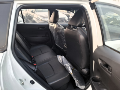 2026 Toyota Corolla Cross Hybrid 2.0-liter 4-cylinder Engine White Black SUV Chinese Elite Edition