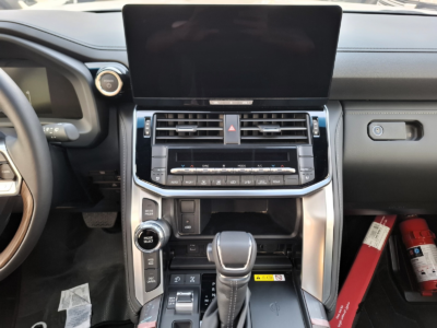 2026 Toyota Land Cruiser GXR 3.5 Litres Twin-Turbo 6 Cylinders Hybrid Engine Silver Black SUV GCC Specs