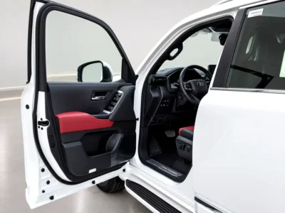 2026 Toyota Land Cruiser VXR 3.5 Litres Twin-Turbo 6 Cylinders Petrol Engine White Red SUV GCC Specs