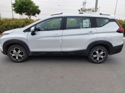 2026 Mitsubishi Xpander 1.5L DOHC 4-cylinder Petrol Engine White Brown SUV GCC Specs
