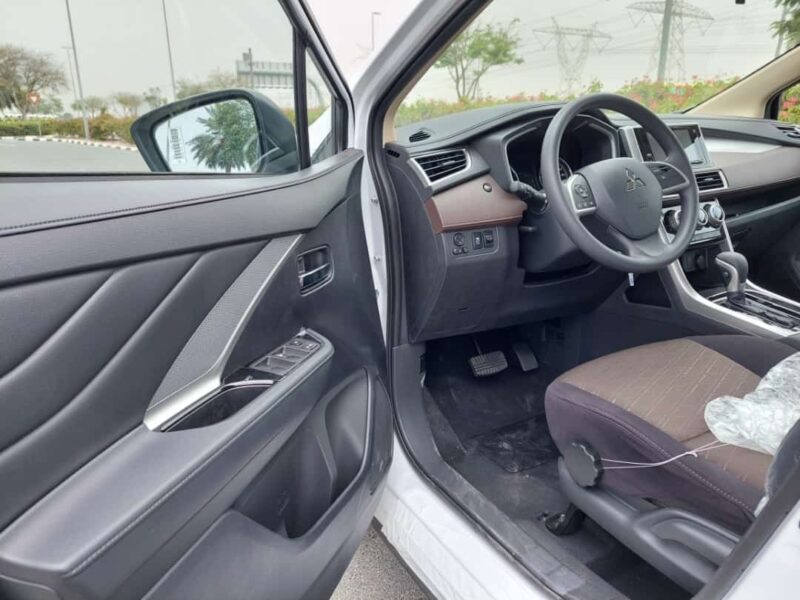 2026 Mitsubishi Xpander 1.5L DOHC 4-cylinder Petrol Engine White Brown SUV GCC Specs