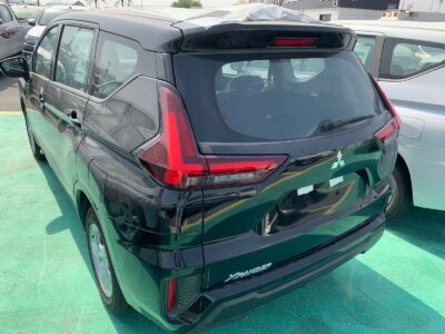 2026 Mitsubishi Xpander 1.5 Litres DOHC 4-cylinder Petrol Engine Black SUV GCC Specs