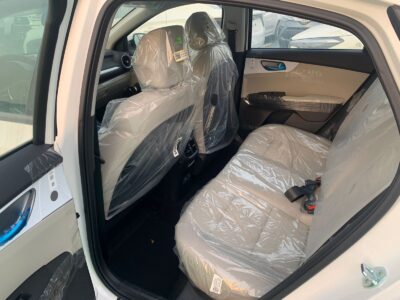 2026 Kia Cerato 1.6 Litres 4 Cylinders Petrol Engine White Beige Sedan GCC Specs Automatic