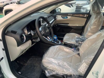 2026 Kia Cerato 1.6 Litres 4 Cylinders Petrol Engine White Beige Sedan GCC Specs Automatic