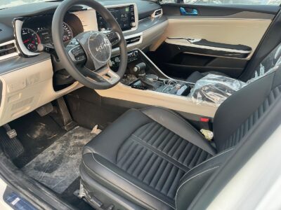 2026 Kia Optima 2.0 Litres 4 Cylinders Petrol Engine White Black Mid-sized Sedan GCC Specs