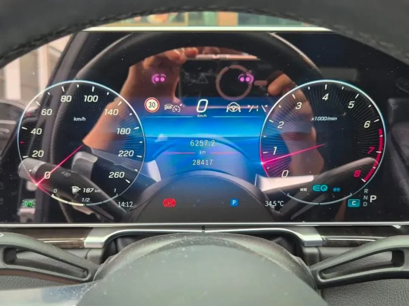 2022 Mercedes Benz S 500 4MATIC L 3.0 Litres 6 Cylinders Hybrid Engine Black Sedan Korean Specs