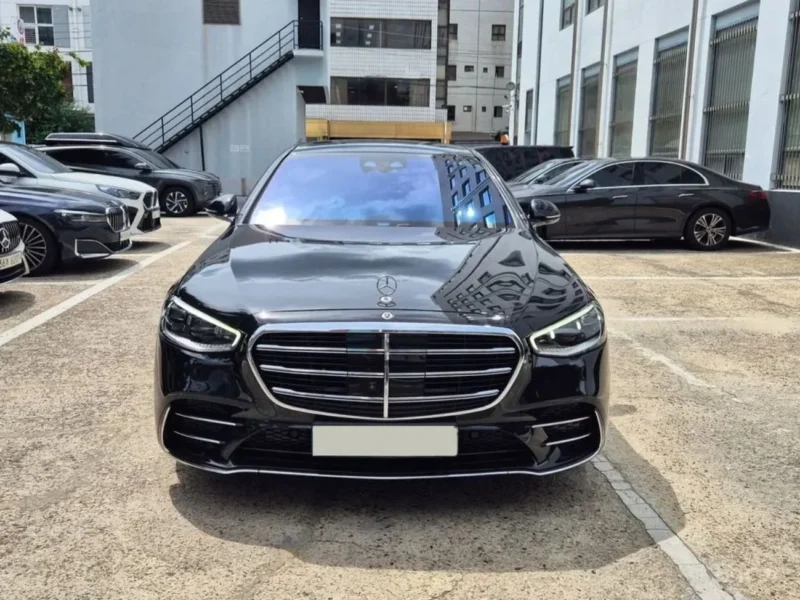 2022 Mercedes Benz S 500 4MATIC L 3.0 Litres 6 Cylinders Hybrid Engine Black Sedan Korean Specs