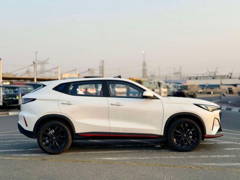 2026 Changan X5 Plus PIONEER 1.5L Turbocharged 4 Cylinders Petrol Engine White Orange SUV