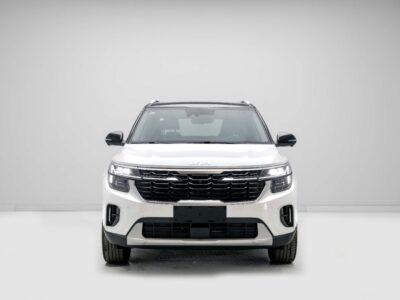 2025 Kia Seltos LX Standard 1.5 Litres 4 Cylinders Petrol Engine White Black SUV Chinese Specs