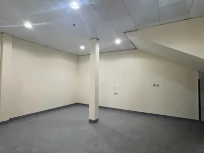 Al Quoz 4 Neat and Secure 450+ Sq Ft Warehouse | Washbasin Included | Easy Loading and Unloading
