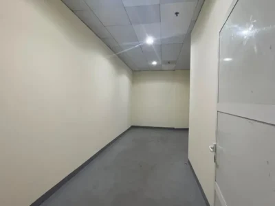 Al Quoz Well Maintained and Accessible Warehouse | 290 Sq. Ft | Ready To Move | Al Quoz 4