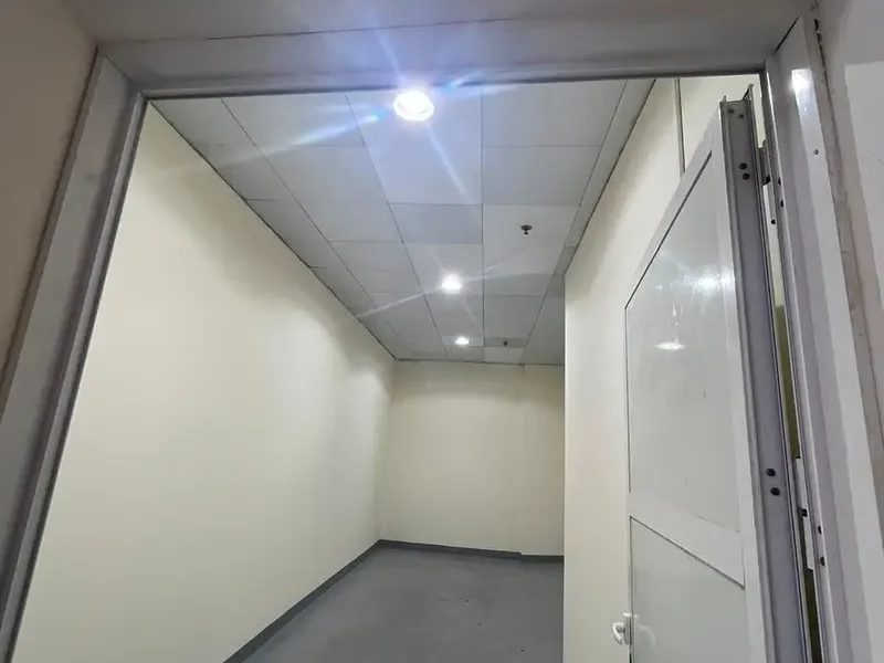 Al Quoz Well Maintained and Accessible Warehouse | 290 Sq. Ft | Ready To Move | Al Quoz 4