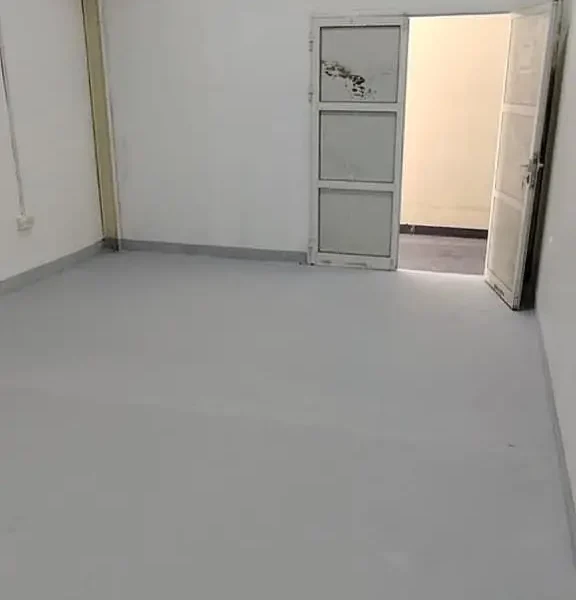 Al Quoz Well Maintained and Accessible Warehouse | 290 Sq. Ft | Ready To Move | Al Quoz 4