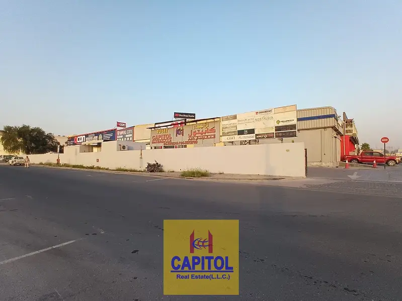 500 sqft Al Quoz 4 Secure Flexible Storage Solutions for Your Business