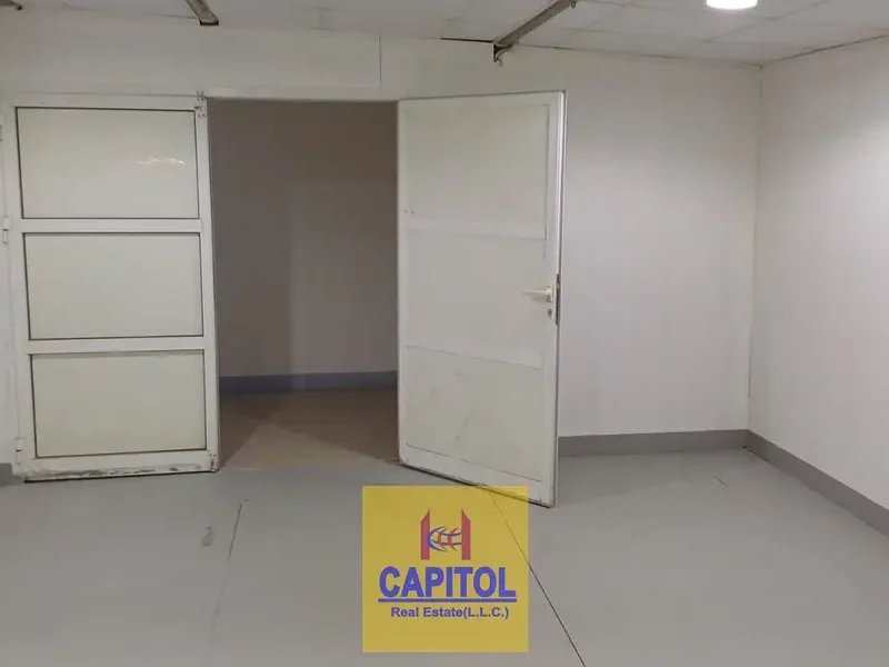 315 sqft Al Quoz 1 Secure and Accessible Ground Floor Storage Solutions