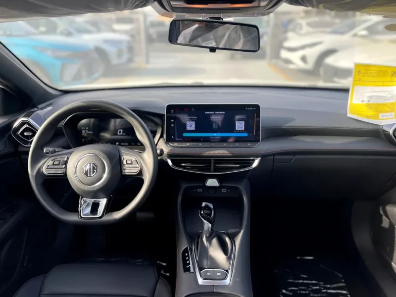 2025 MG MG5 4 Cylinders Petrol Engine White Black Sedan Chinese Specs Automatic