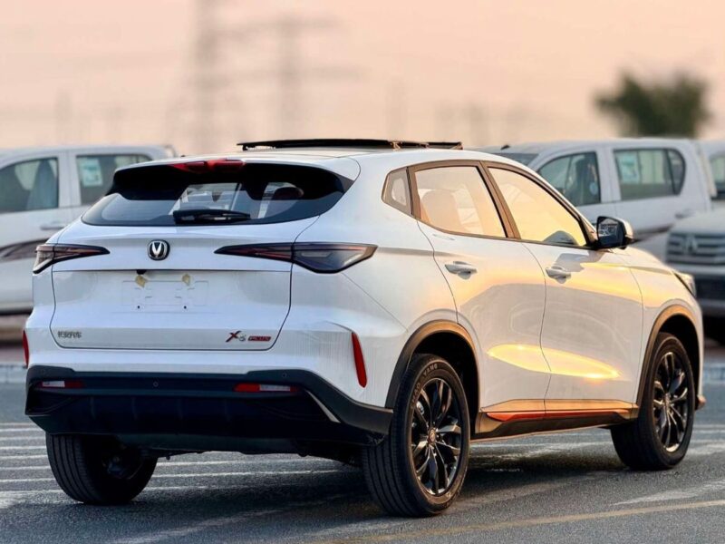 2026 Changan X5 Plus PIONEER 1.5L Turbocharged 4 Cylinders Petrol Engine White Orange SUV