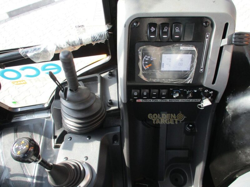 2025 JCB 3DX PLUS 4x4 Backhoe Loader 4 Cylinder Diesel Engine Yellow