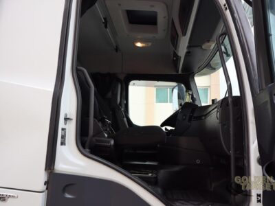 2017 Mercedes Arocs 2545 6x2 Hook Loader 6 Cylinder Diesel Engine Automatic White