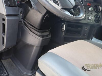 2019 Renault K380 6x4 Fuel Tank 6 Cylinder Diesel Engine Automatic Beige